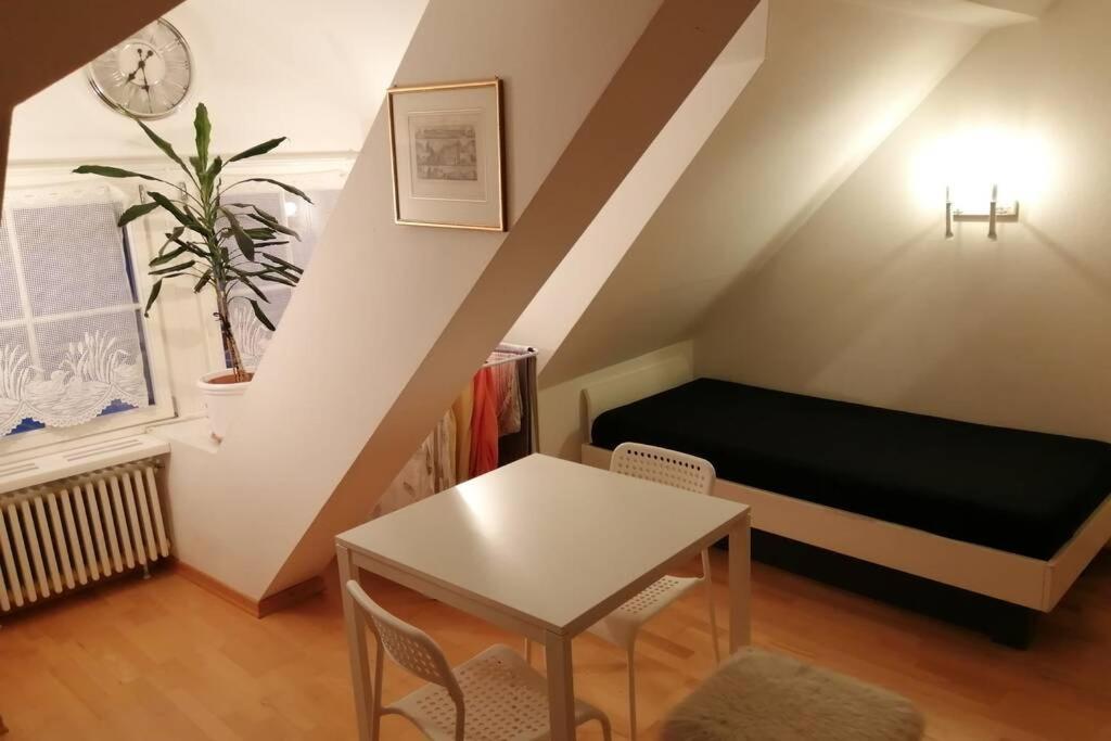 Studio F Am Barfusserplatz Central Old Town Apartment Basel Exterior photo